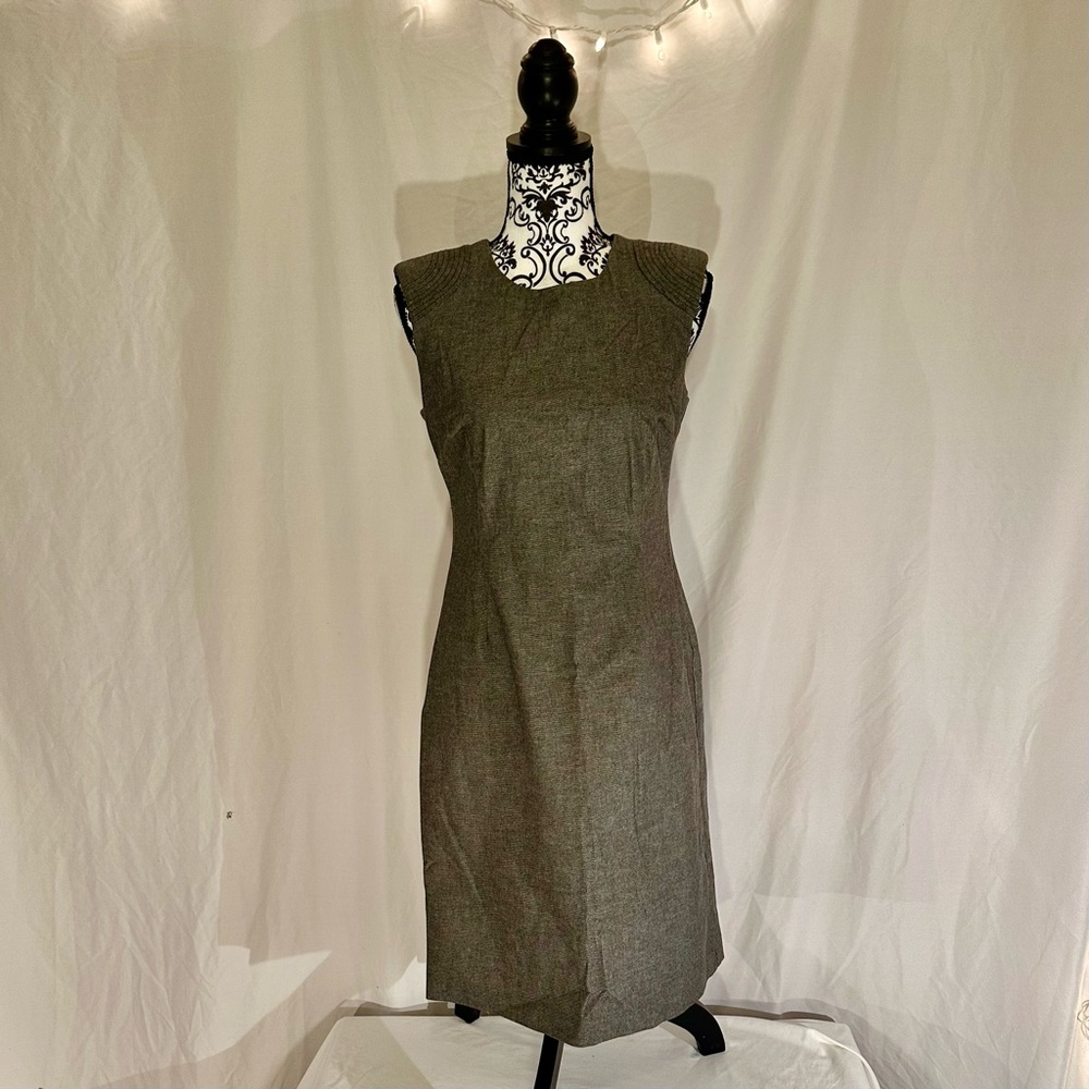EUC Banana Republic Grey Sheath Dress Size 4T